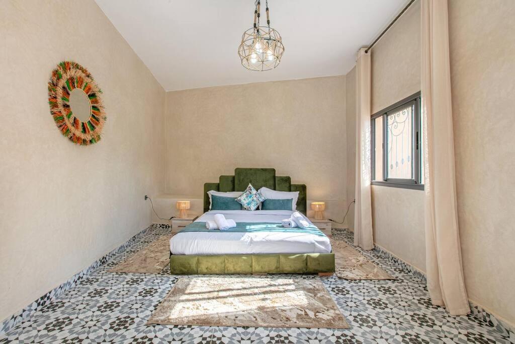 Villa Leila,Piscine , Grand Jardin, Jeux , Cuisiniere Marrakesh Esterno foto