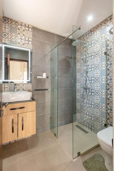 Villa Leila,Piscine , Grand Jardin, Jeux , Cuisiniere Marrakesh Esterno foto